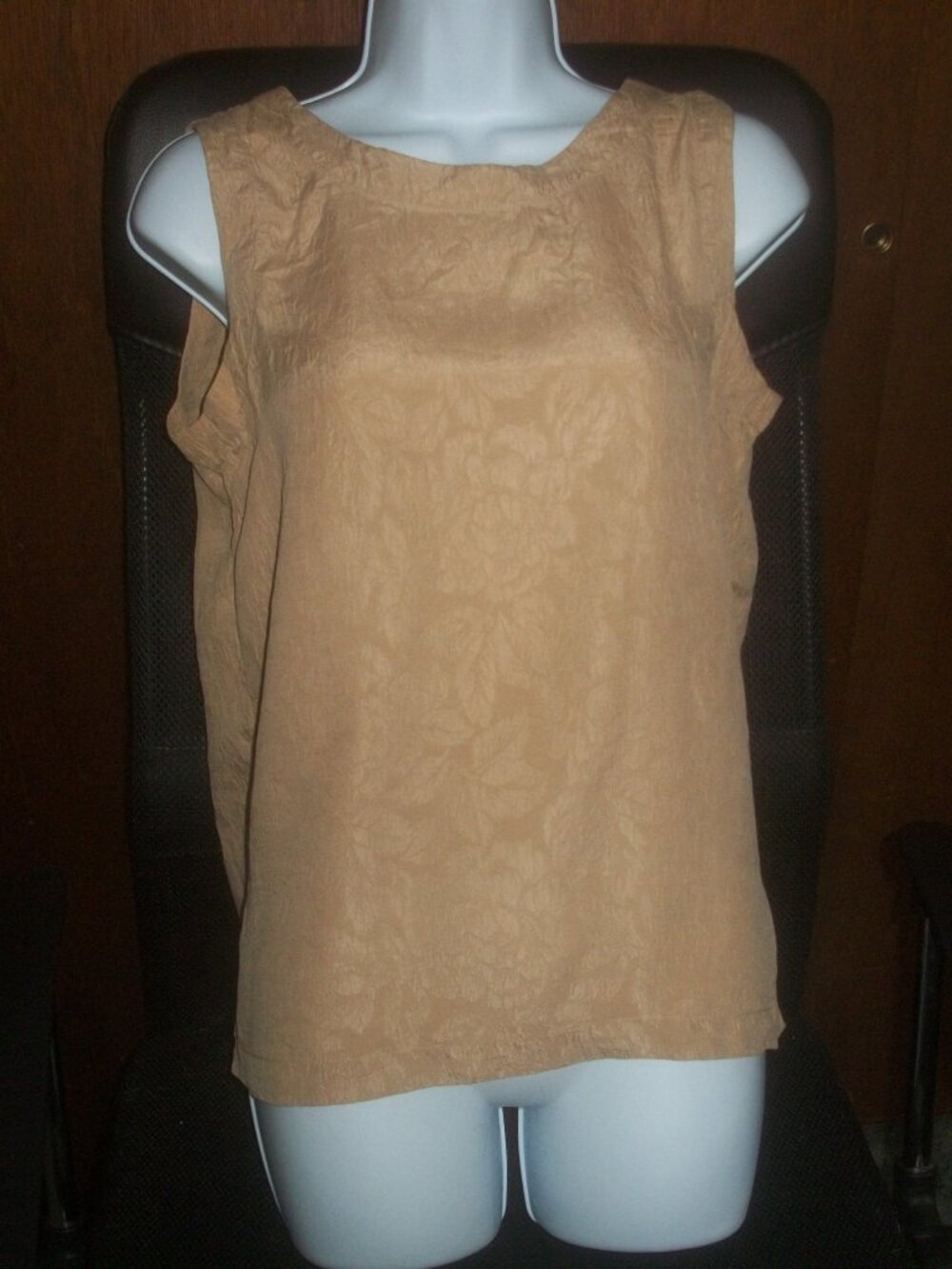 Women’s Sleeveless Tank Top in Light Brown - Classic Solid Style